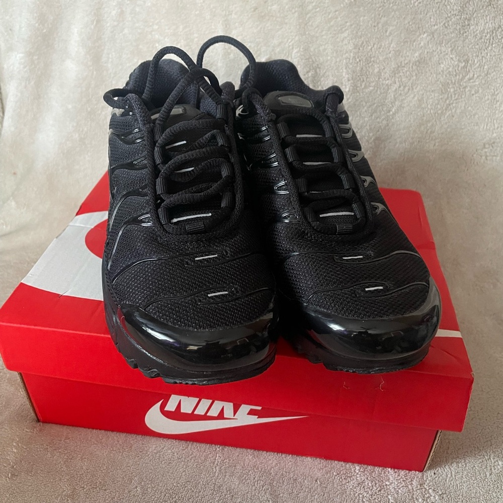 Nike Air Max Plus Black Sneakers